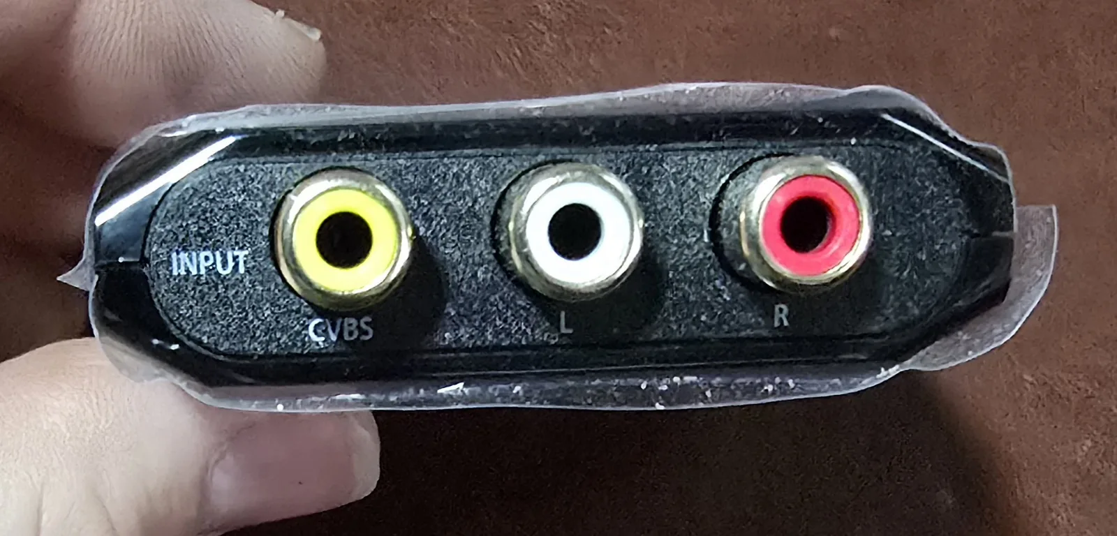 Input side: composite video (CVBS, yellow) and left/right audio RCA jacks