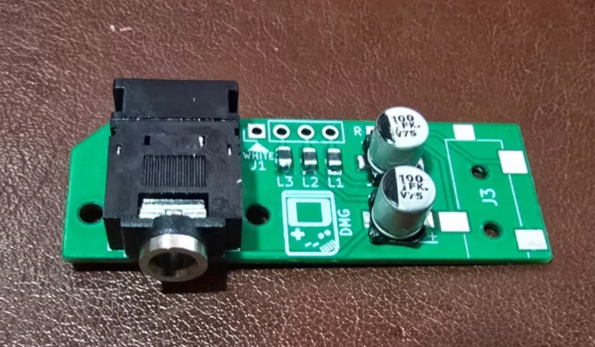 Base version replacement board, fully assembled, top view